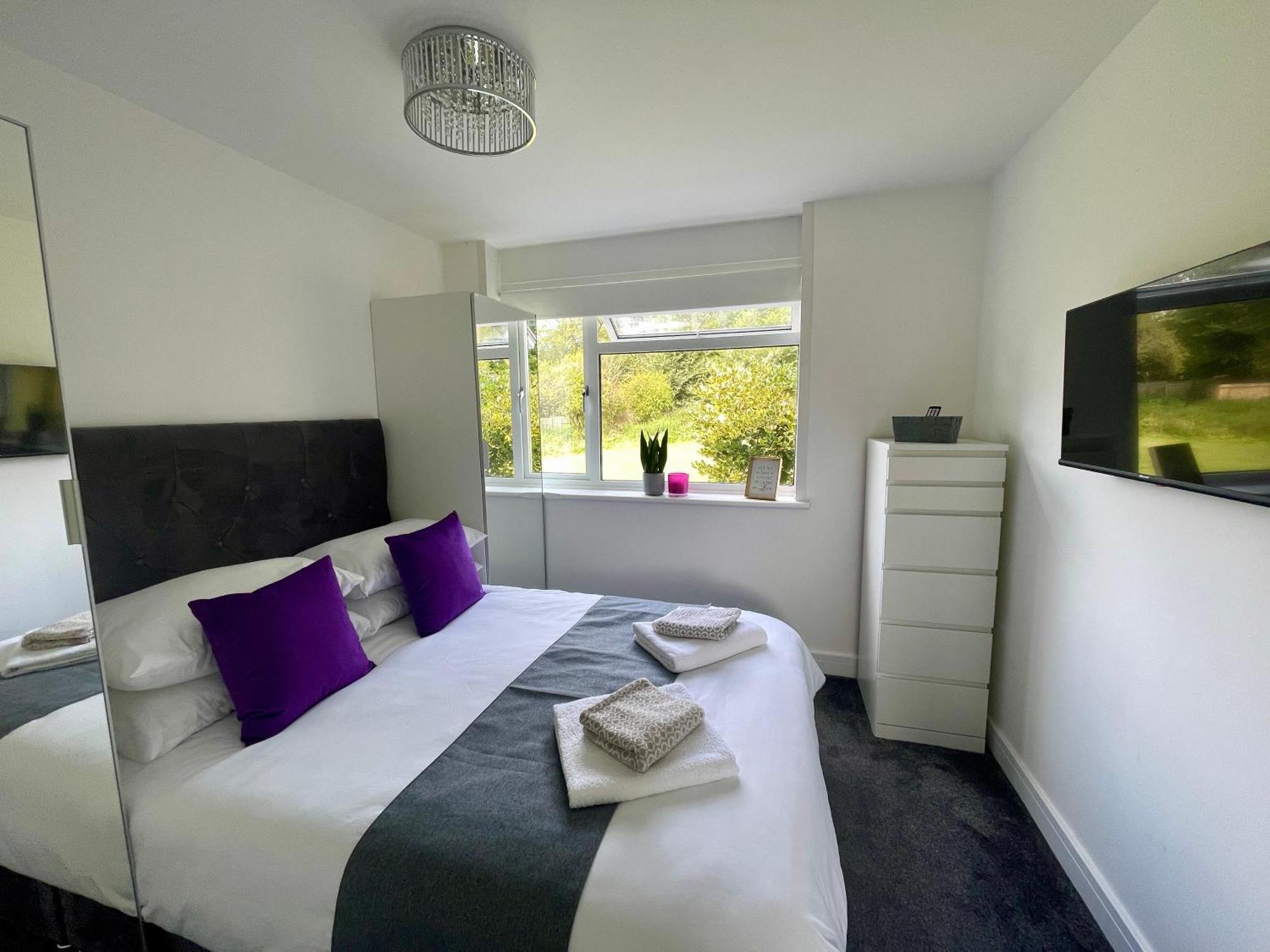 Look No Further Gorgeous Newly Renovated Contemporary Chalet Sandown Bay Holiday Centre Exteriör bild